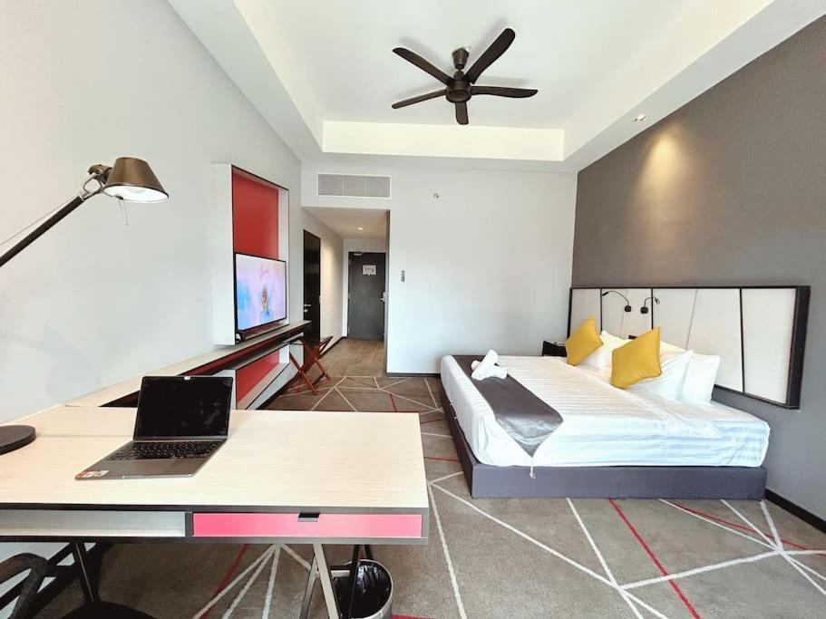 M101 Klcc Kl City King Suites By Livin Kuala Lumpur Extérieur photo