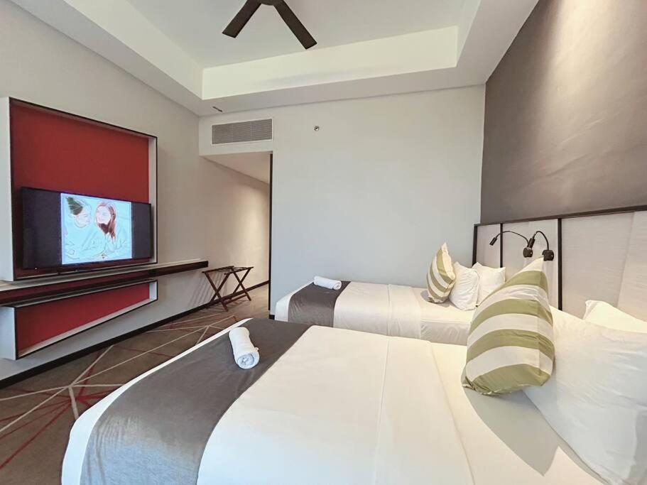 M101 Klcc Kl City King Suites By Livin Kuala Lumpur Extérieur photo